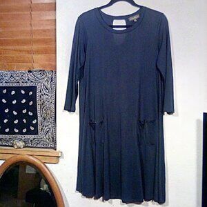 Women’s Luxology Shift Dress Sz: 6 Navy 3/4 Sleeves Keyhole Cutout Back Pullover